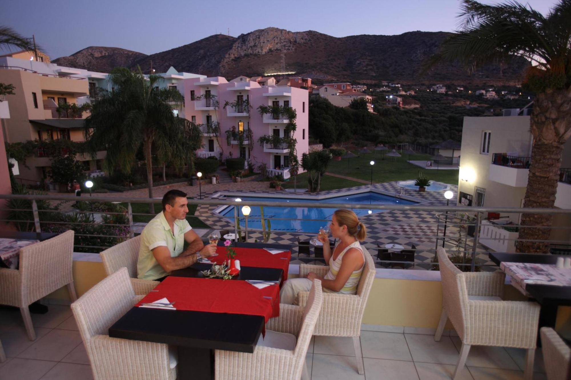 Bellos Hotel Apartments Hersonissos  Exterior photo