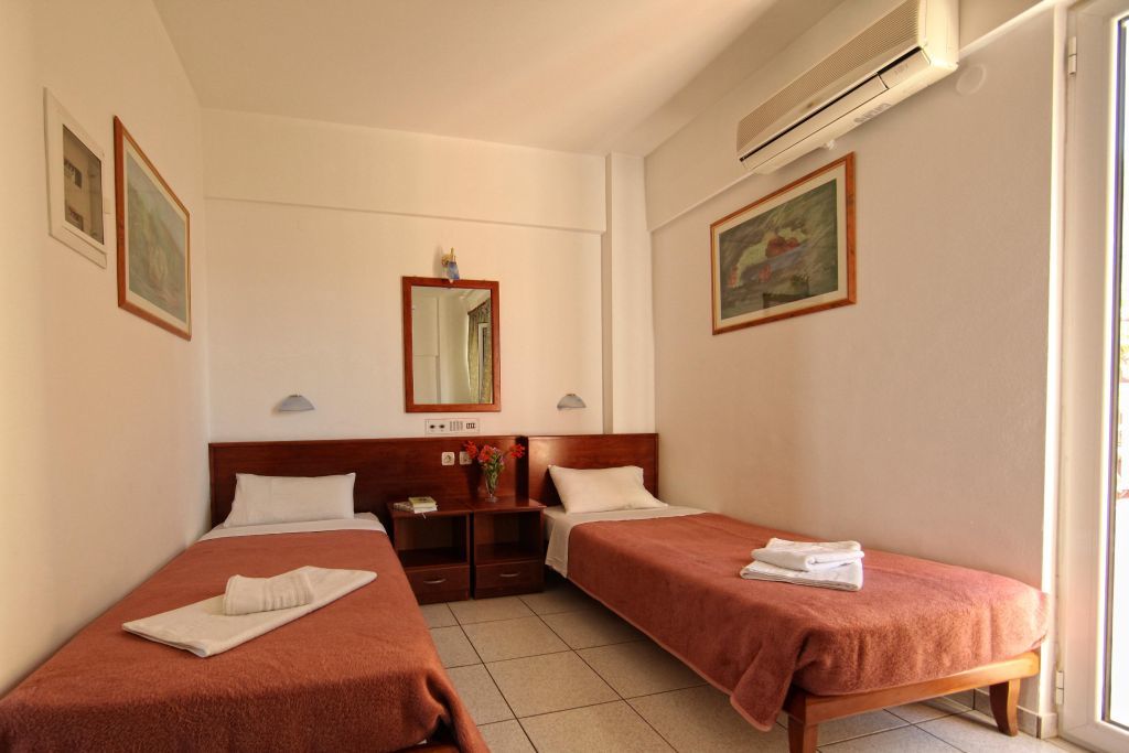 Bellos Hotel Apartments Hersonissos  Exterior photo