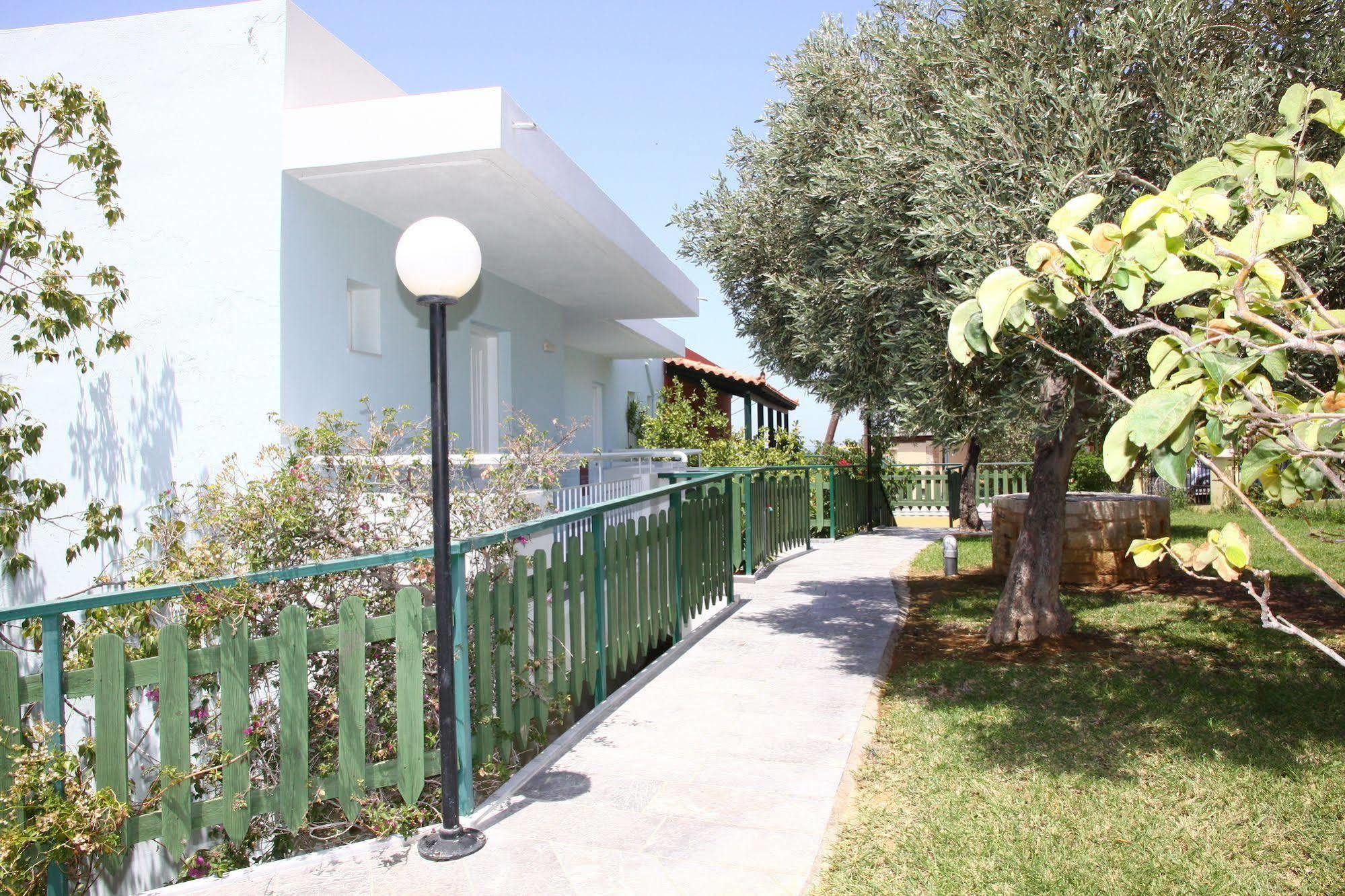 Bellos Hotel Apartments Hersonissos  Exterior photo
